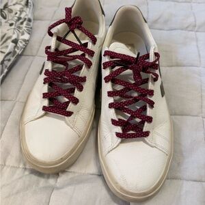 Veja Sneakers with Maroon Laces 39